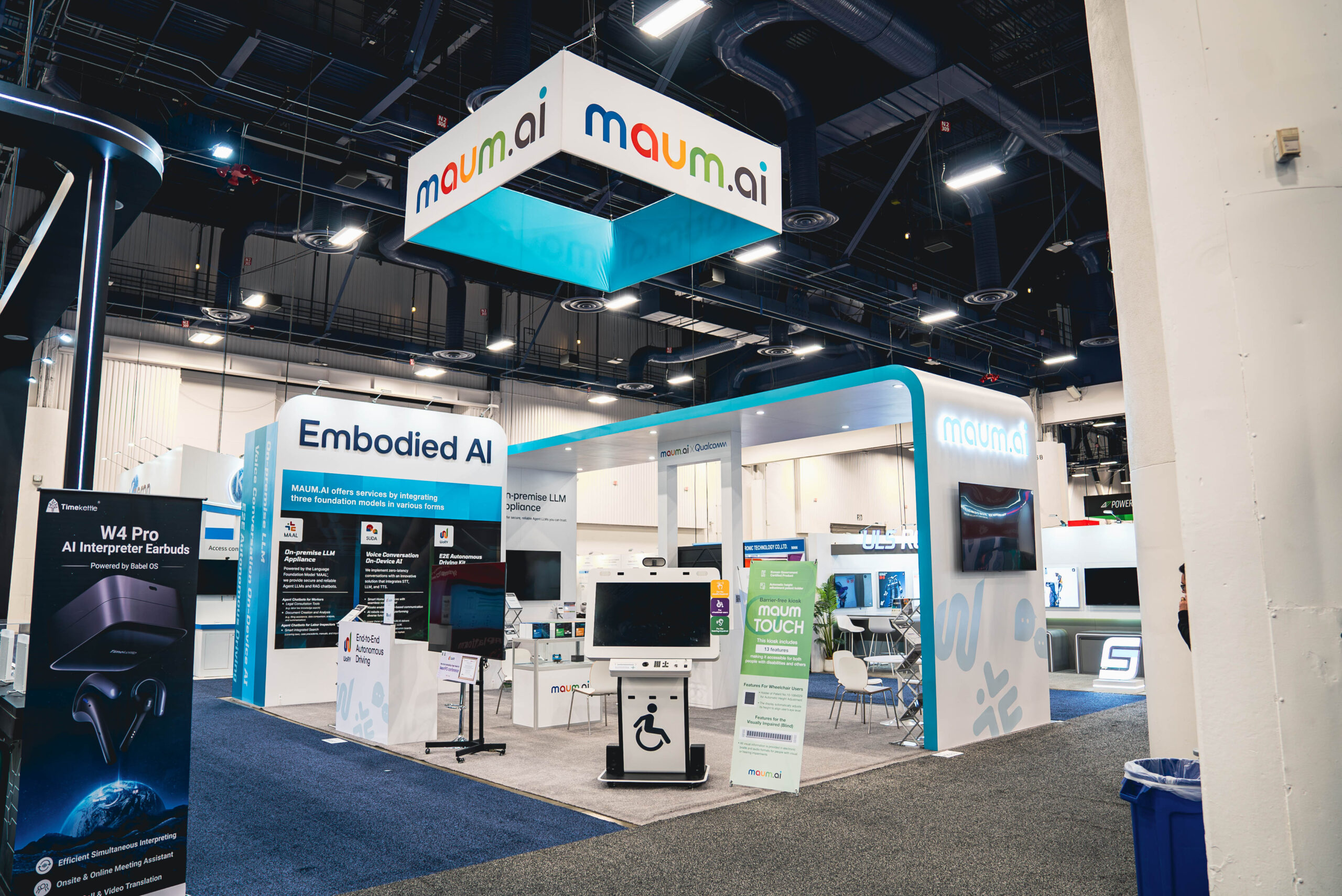 Maum.ai trade show exhibit by Beaver XP