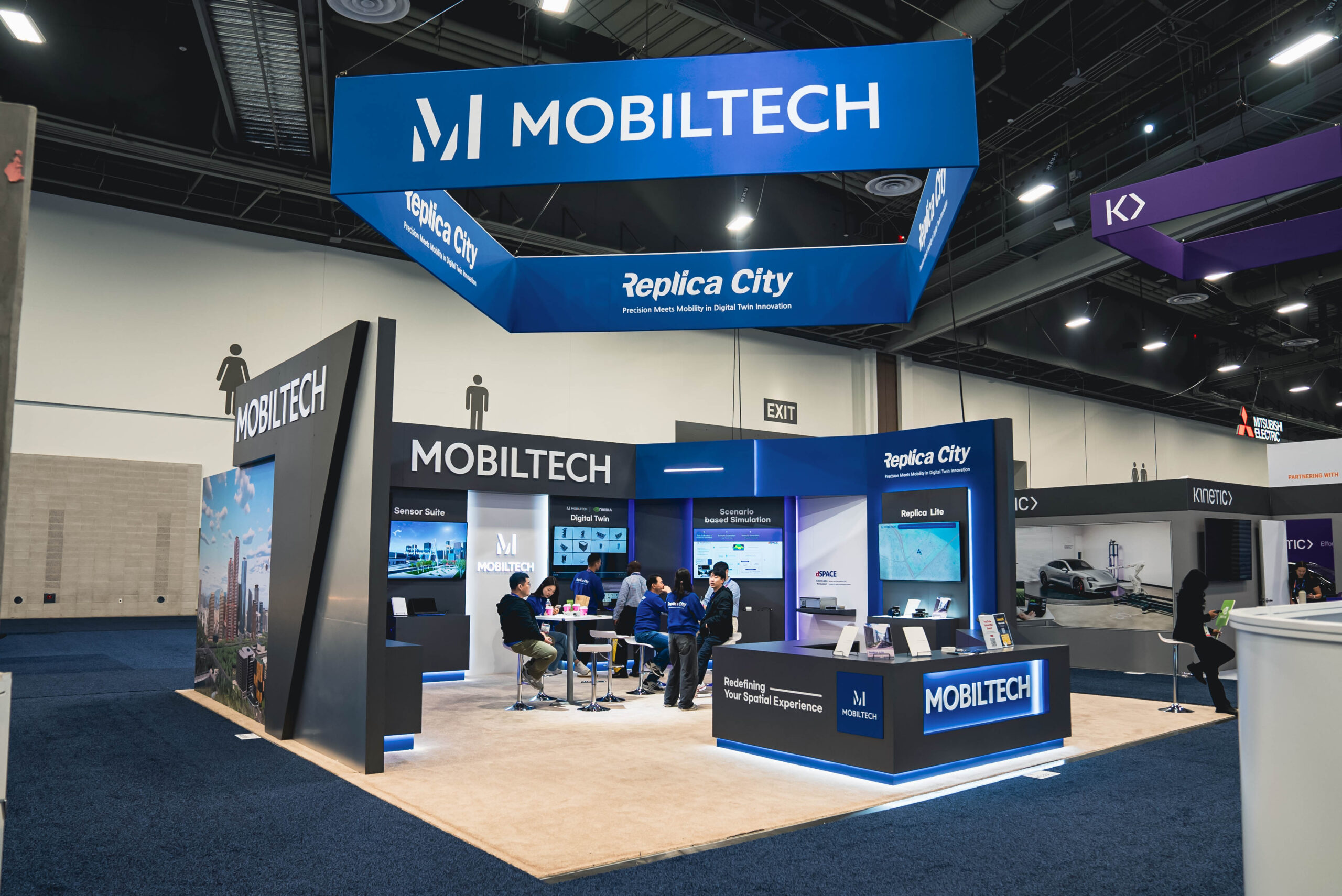 Mobiltech trade show exhibit by Beaver XP