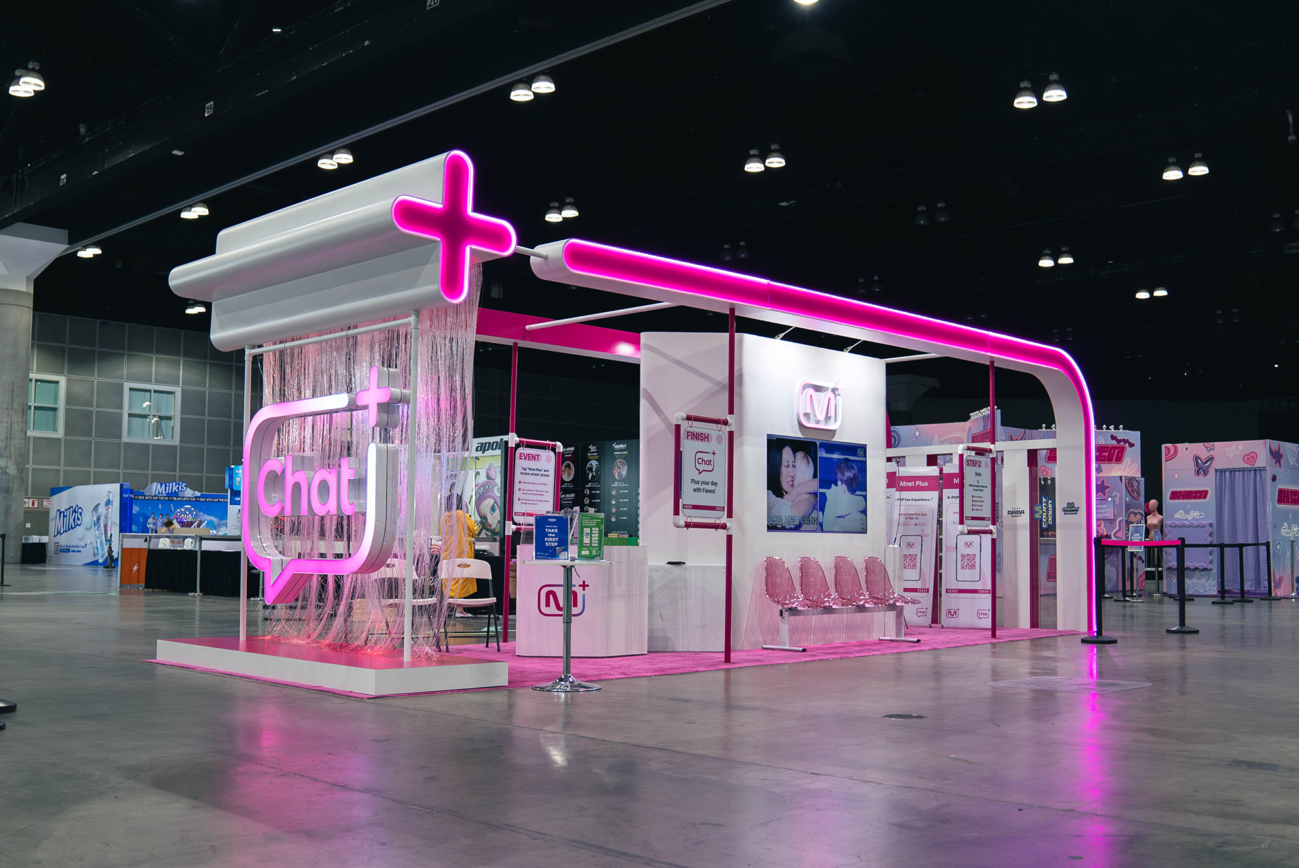 M-Net Plus trade show exhibit by Beaver XP