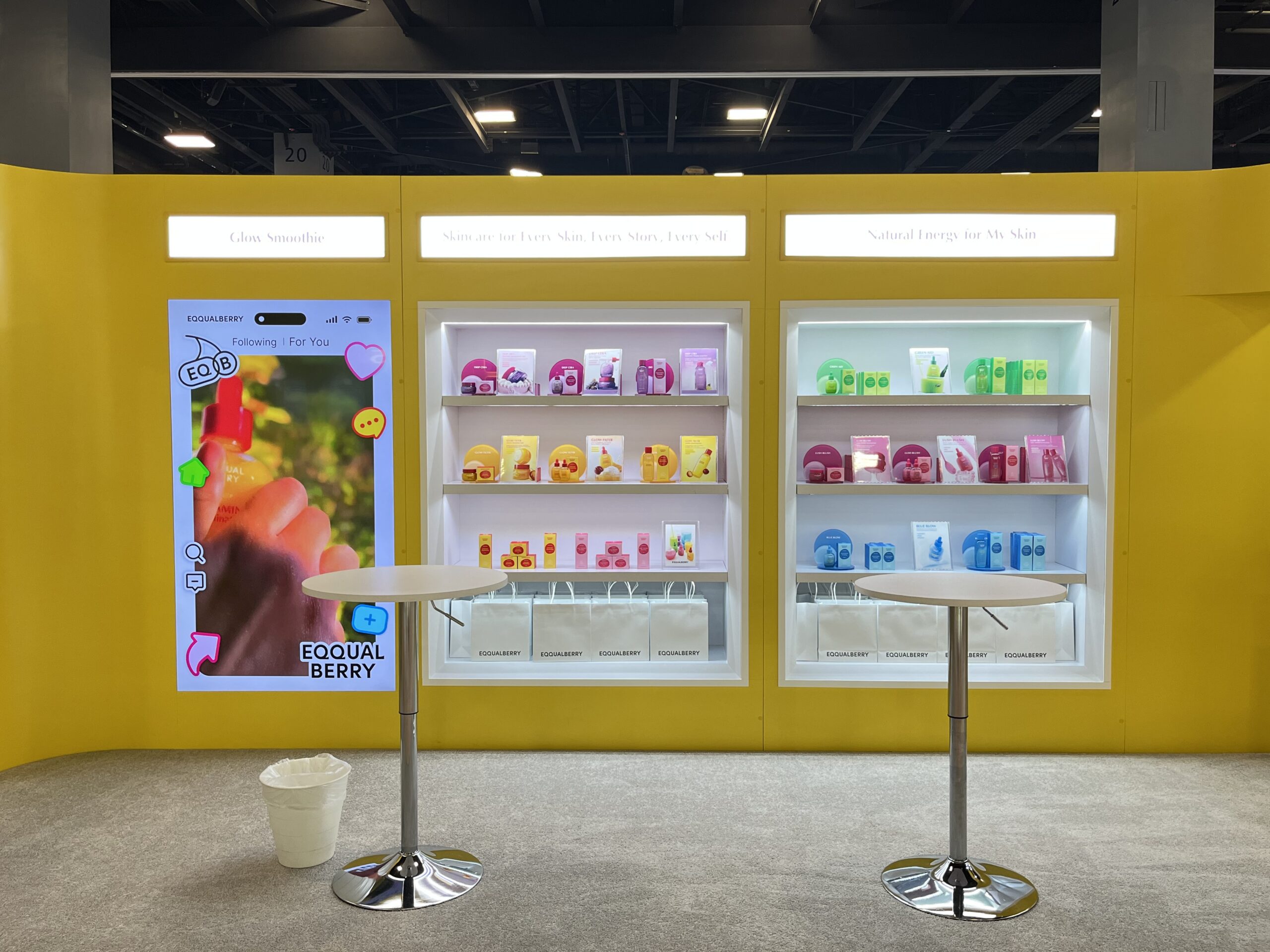 EQQUALBERRY trade show exhibit by Beaver XP