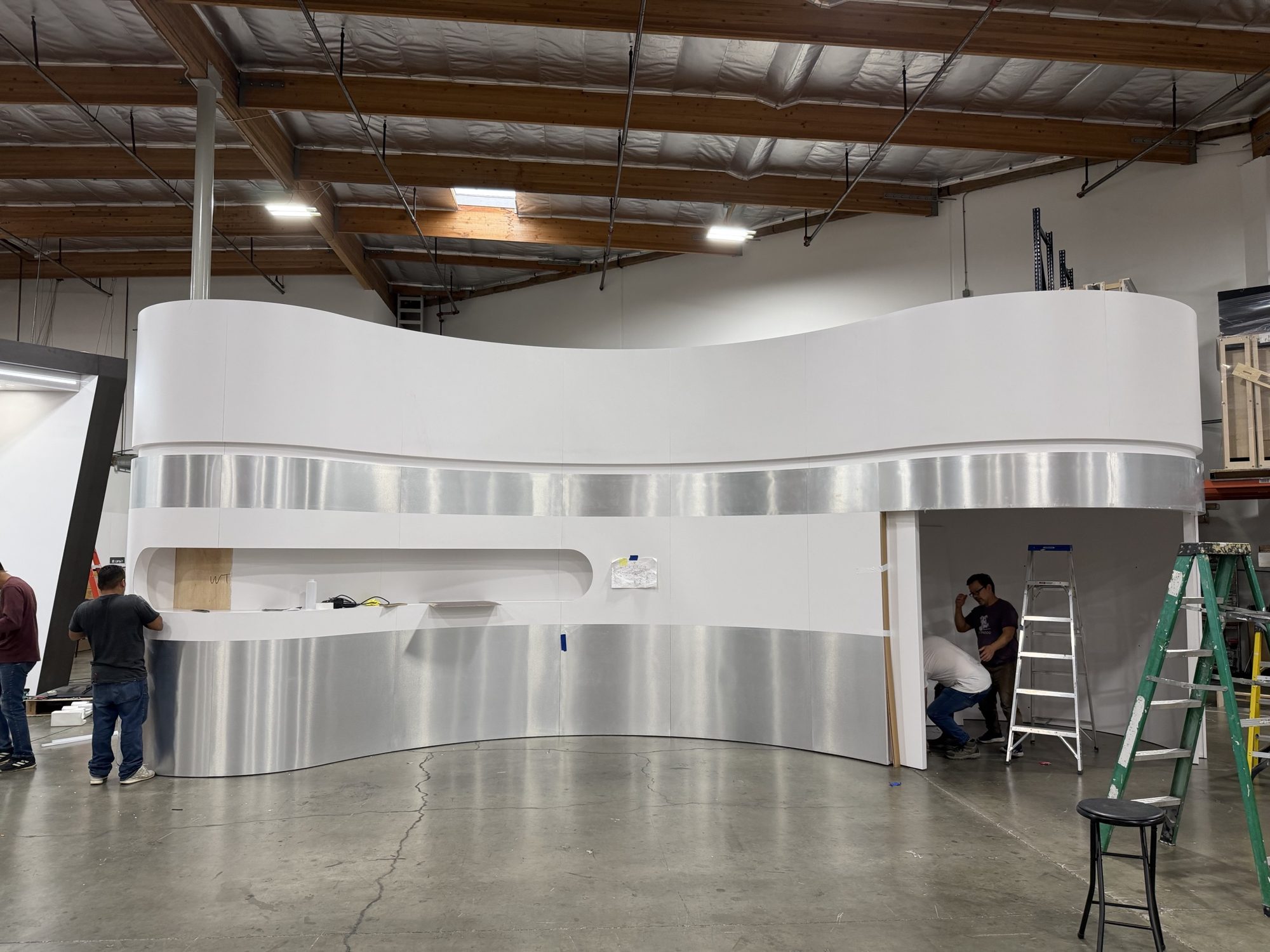 Full test assembly of the Medicube booth in the Beaver XP warehouse